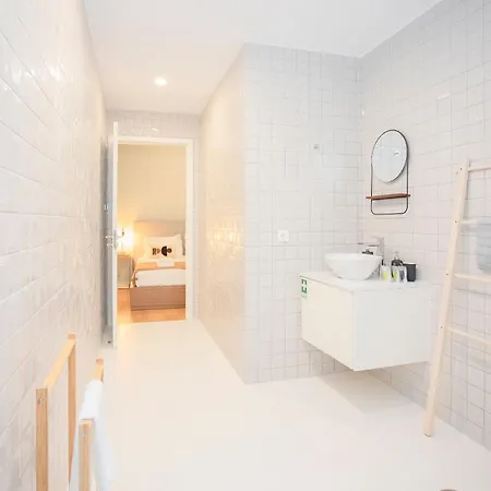 Apartment Liiiving In - Sweet Sunlight Terrace