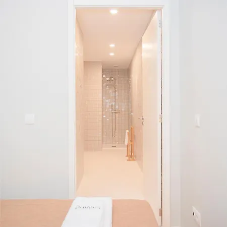 Apartment Liiiving In - Sweet Sunlight Terrace