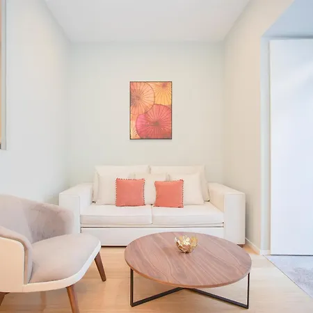 Apartment Liiiving In - Sweet Sunlight Terrace *